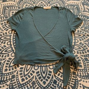 Project Social T UO Bailey Wrap Cropped Tee NWOT